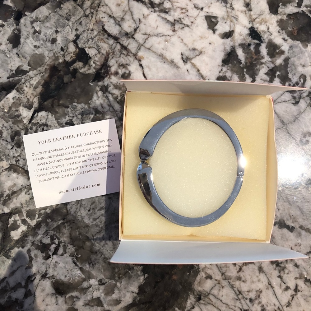 Stella & Dot Snake Print Leather Bangle